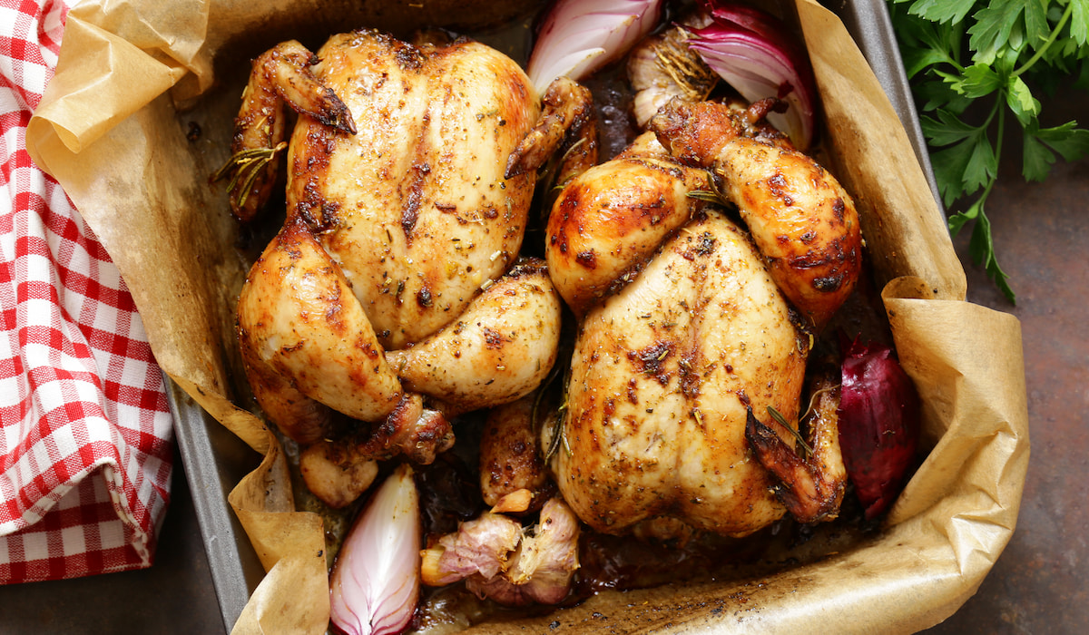 Can Chickens Eat Chicken? Farmhouse Guide