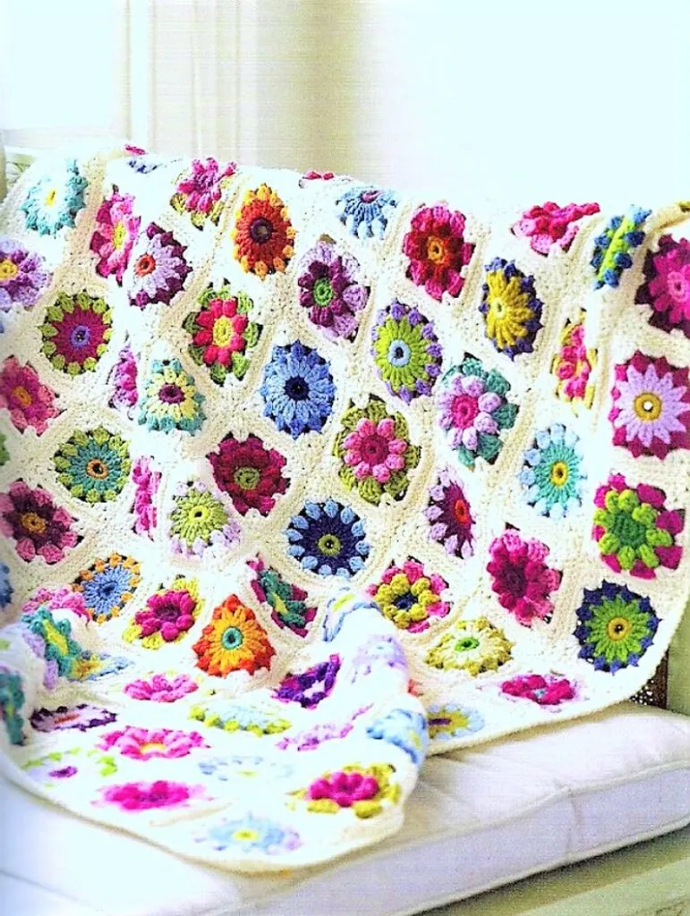 popcorn roses and daisies crochet afghan