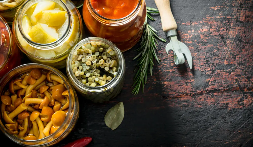 jars with different pickles