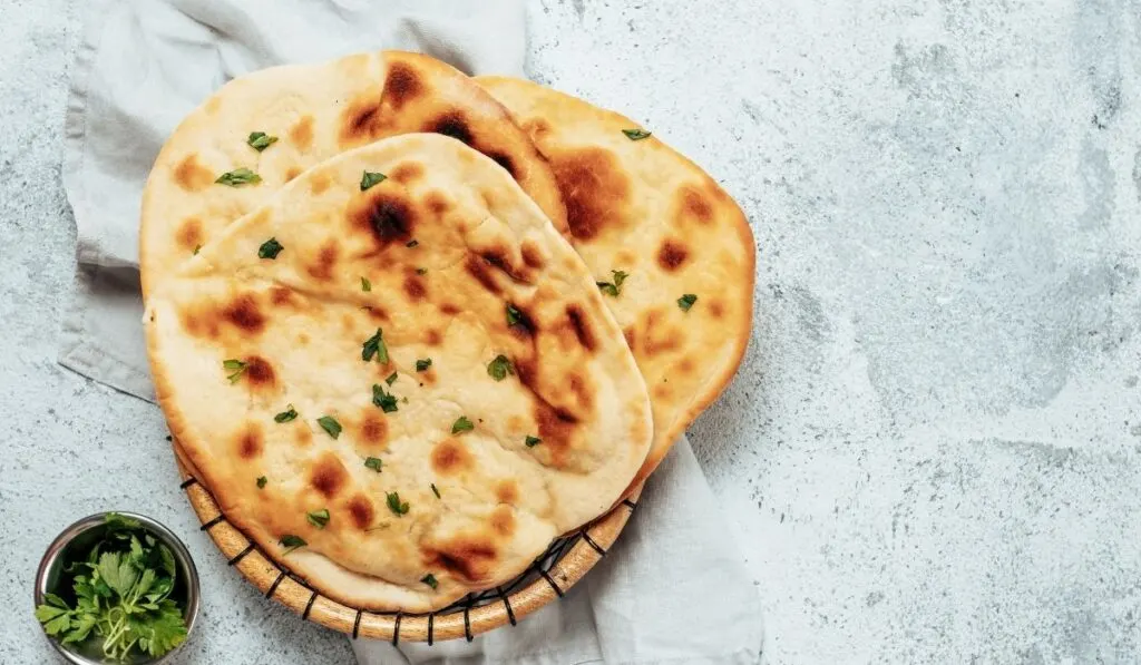 naan flatbreads - ee220320