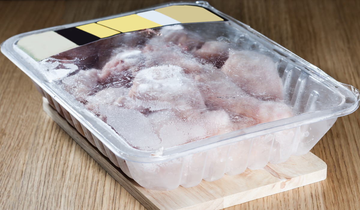 Should Frozen Chicken Have a Smell? Farmhouse Guide