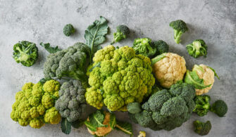 Can Goats Eat Poison Ivy? - Farmhouse Guide