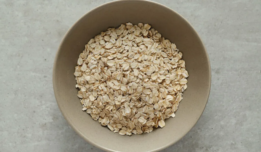uncooked oatmeal in a bowl