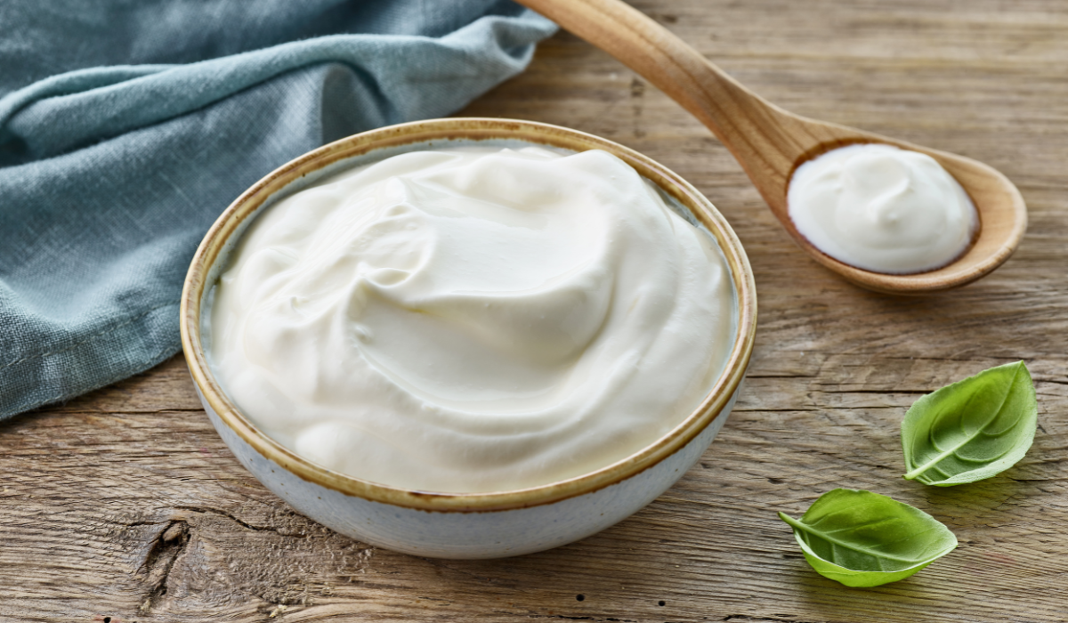 How to Tell if Sour Cream Is Bad - Farmhouse Guide