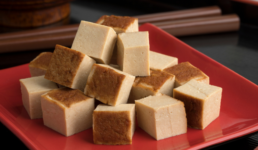 Cubes of smoked tofu
