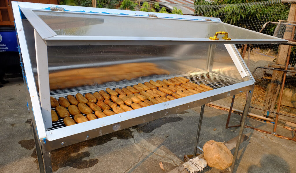 iBox Solar, solar drying cabinet, solar drying of bananas